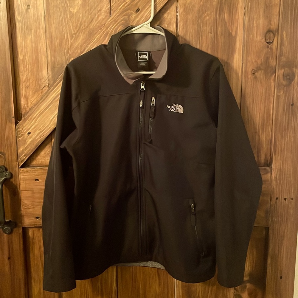 The North Face Youth Windwall Jacket XL 18/20